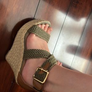 Steve Madden platform wedges